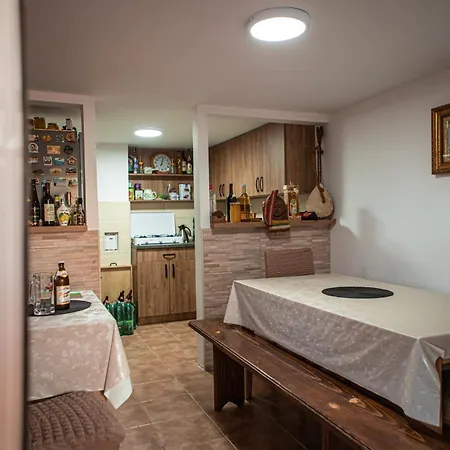Case de vacanță Prenociste Lelic Valjevo