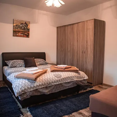 Prenociste Lelic Valjevo