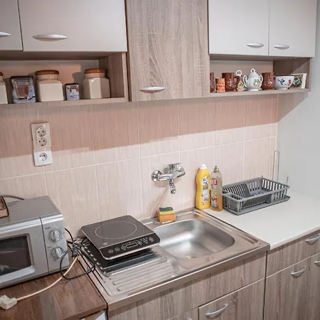 Prenociste Lelic Hébergement de vacances *