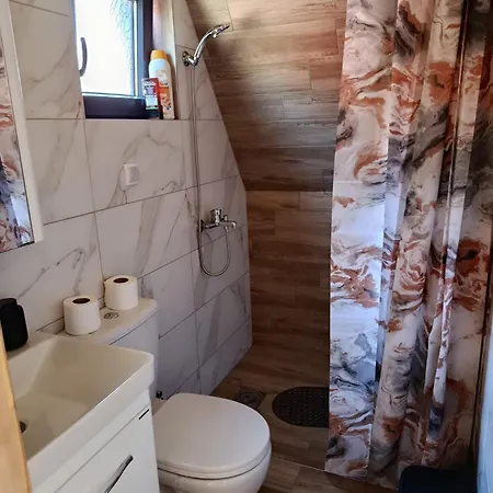 Prenociste Lelic Case de vacanță